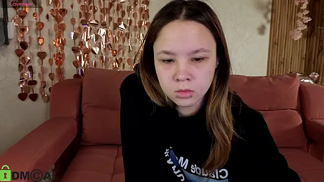 Lori Blossom online show from February 14, 1:02 am