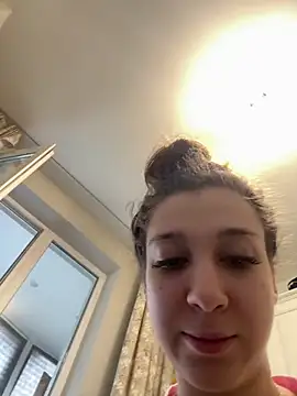 yourfavpsy  online show from April 18, 10:19 am