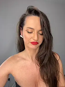 Snapshot of BarbaraXoXoX chatting on November 8, 1:22 pm BarbaraXoXoX online show from November 8, 1:22 pm