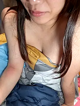 Snapshot of hihiakiko chatting on February 10, 3:27 pm hihiakiko online show from February 10, 3:27 pm