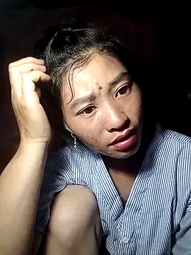 Phuongphuongg online show from October 14, 1:45 pm