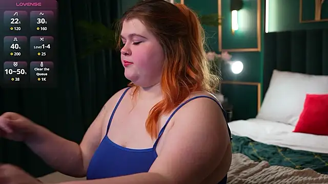 Mia Ray online show from February 3, 5:29 pm