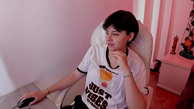 Nathaly ds online show from January 9, 6:53 pm