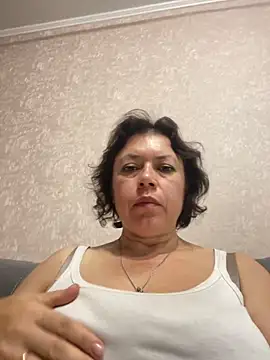 Snapshot of Kiravix chatting on September 22, 12:18 pm Kiravix online show from September 22, 12:18 pm