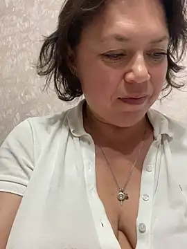 Snapshot of Kiravix chatting on September 26, 6:23 pm Kiravix online show from September 26, 6:23 pm