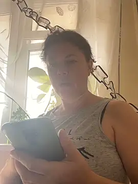 Snapshot of Kiravix chatting on September 29, 7:13 am Kiravix online show from September 29, 7:13 am