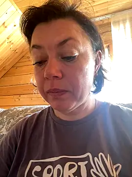 Snapshot of Kiravix chatting on October 4, 5:05 am Kiravix online show from October 4, 5:05 am