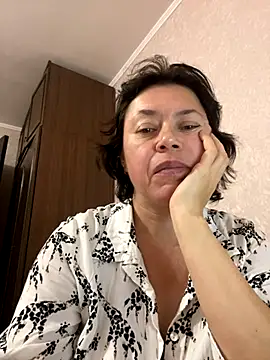 Snapshot of Kiravix chatting on October 20, 4:07 pm Kiravix online show from October 20, 4:07 pm