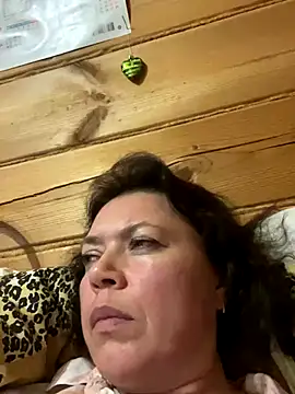 Snapshot of Kiravix chatting on October 31, 7:15 pm Kiravix online show from October 31, 7:15 pm