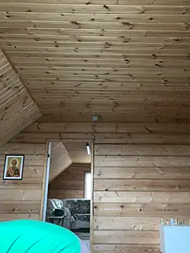 Snapshot of Kiravix chatting on November 1, 8:05 am Kiravix online show from November 1, 8:05 am