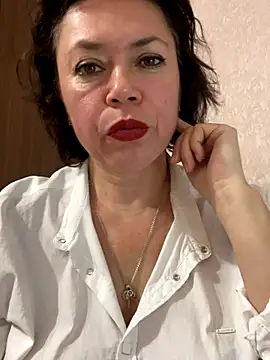 Snapshot of Kiravix chatting on November 26, 6:53 pm Kiravix online show from November 26, 6:53 pm