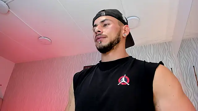 dylan jacobx online show from February 18, 9:11 pm