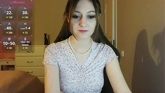Snapshot of white_liillyy chatting on June 1, 9:38 pm white liillyy online show from June 1, 9:38 pm