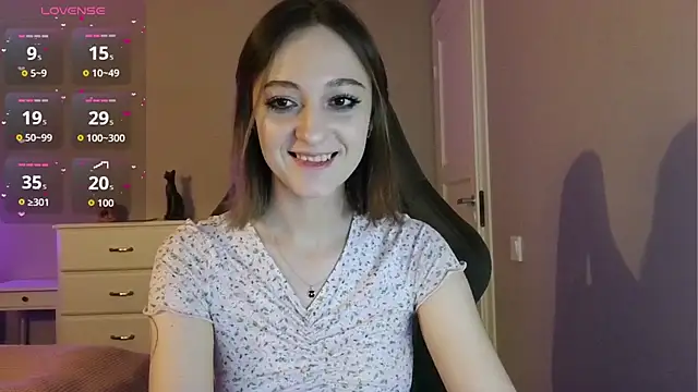 white liillyy online show from June 20, 9:17 pm