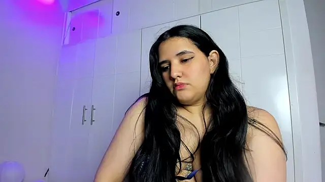 OnlyCurvySofi online show from October 16, 12:44 am