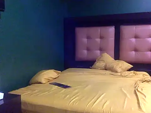 Snapshot of Thiagoforyou chatting on October 22, 4:57 am Thiagoforyou online show from October 22, 4:57 am