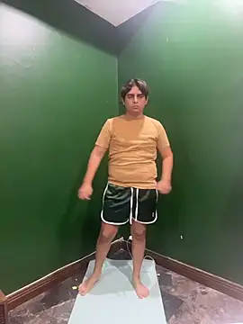 Snapshot of Thiagoforyou chatting on November 16, 10:37 pm Thiagoforyou online show from November 16, 10:37 pm