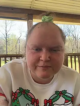 KadiSparkle online show from March 28, 8:08 pm