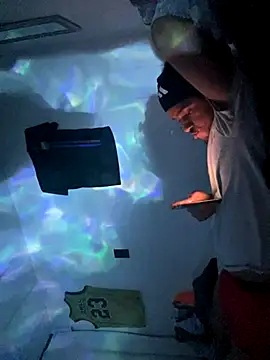 tyrek5051 online show from November 2, 7:11 am