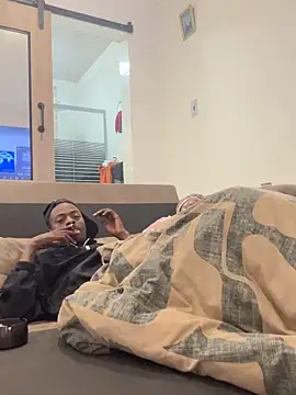 Snapshot of AllDayBbC chatting on November 17, 9:59 am AllDayBbC online show from November 17, 9:59 am