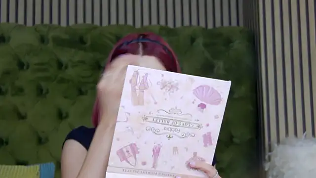 LunaHart online show from February 22, 9:08 am