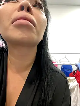 Mia stepMOM online show from October 2, 6:31 am