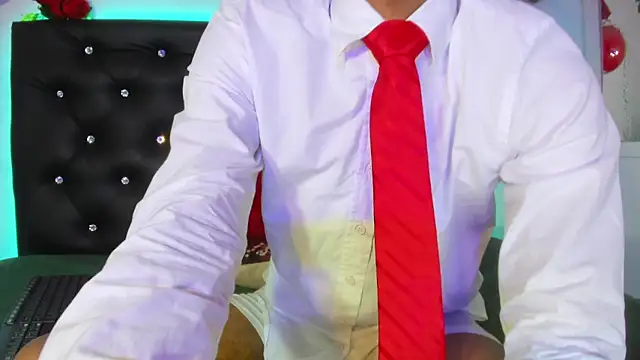 Snapshot of DEAMOL chatting on December 2, 6:47 pm DEAMOL online show from December 2, 6:47 pm