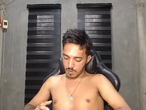 RowyCam online show from September 14, 6:56 am