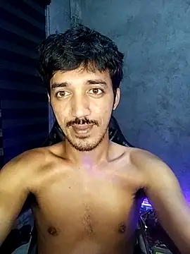 Snapshot of RowyCam chatting on November 21, 11:53 am RowyCam online show from November 21, 11:53 am