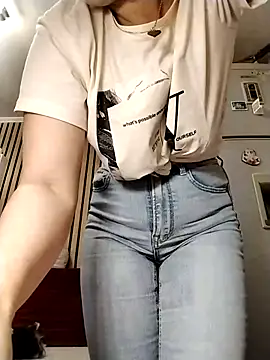 Mayaaaaaa  online show from February 24, 7:28 am