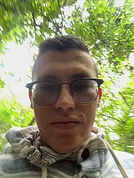 Kurtxxx22 online show from April 11, 4:44 pm