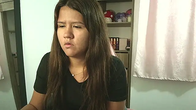 Oliviawatson1 online show from October 10, 12:26 pm