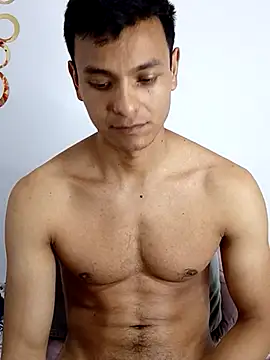 Snapshot of Valois2025 chatting on November 11, 5:51 am Valois2025 online show from November 11, 5:51 am