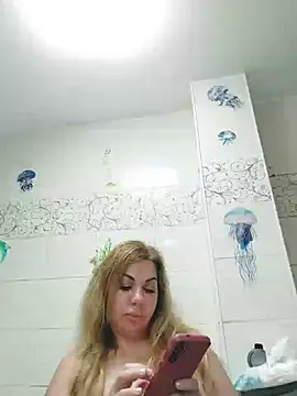 Snapshot of Alisasex@xh chatting on July 21, 7:49 pm Alisasexxh online show from July 21, 7:49 pm