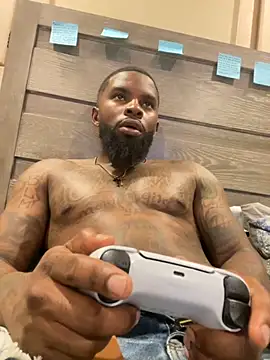 StandOnthatboy online show from October 6, 12:30 am