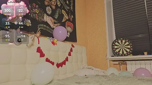 Snapshot of Miko_Meow chatting on October 19, 8:20 pm Miko Meow online show from October 19, 8:20 pm