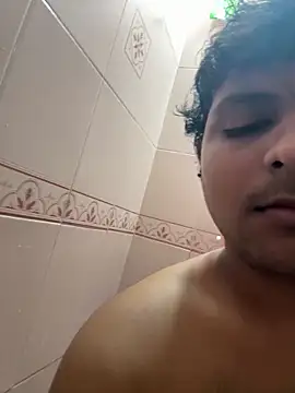 Snapshot of Kira_1413 chatting on September 28, 3:50 pm Kira 1413 online show from September 28, 3:50 pm