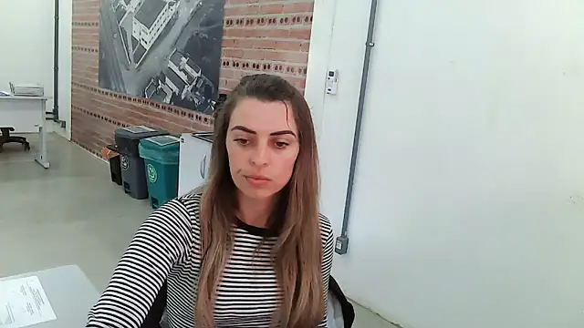 Snapshot of SweetGraciosa chatting on September 24, 4:32 pm SweetGraciosa online show from September 24, 4:32 pm