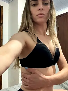 Snapshot of SweetGraciosa chatting on October 11, 3:28 am SweetGraciosa online show from October 11, 3:28 am