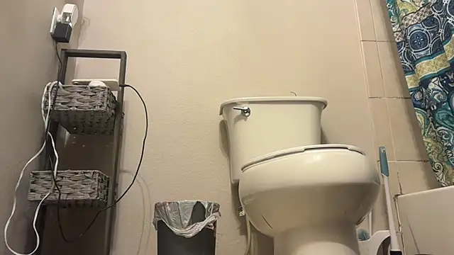 Snapshot of bearcub300 chatting on November 13, 3:55 pm bearcub300 online show from November 13, 3:55 pm