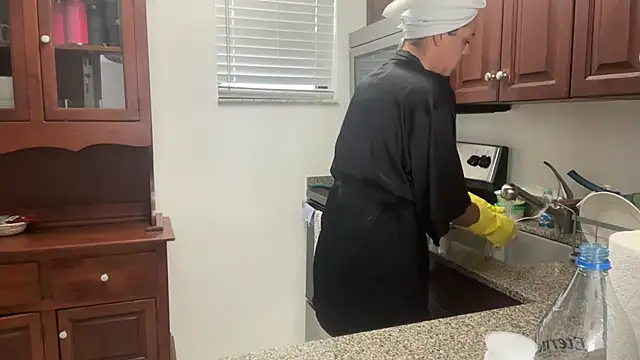 Snapshot of prettyykitty22 chatting on October 26, 6:36 pm prettyykitty22 online show from October 26, 6:36 pm