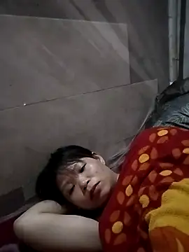 LinhNa999 online show from February 5, 12:43 pm