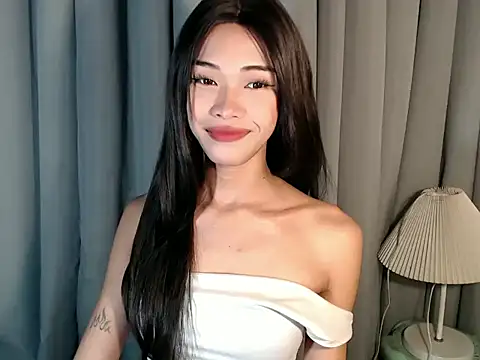 holyakiesha online show from March 26, 7:30 pm