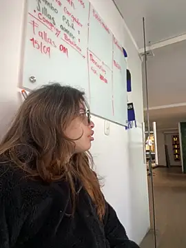 Snapshot of Isabela_Colins chatting on September 17, 12:40 pm Isabela Colins online show from September 17, 12:40 pm