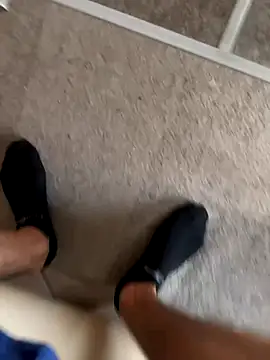 Manu97k online show from October 18, 7:53 am