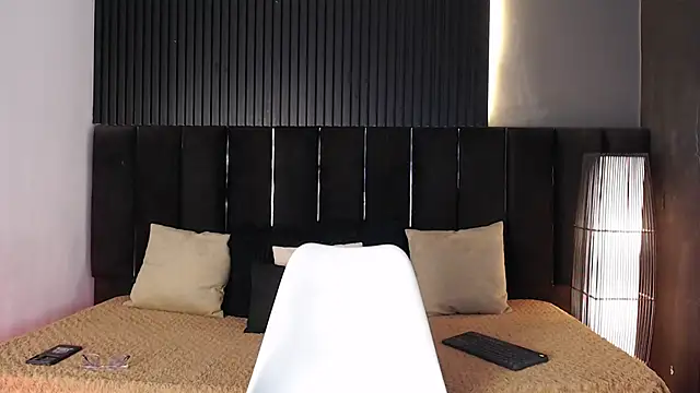 Dominic ghost online show from September 27, 10:15 pm