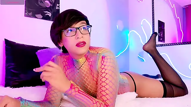 Dannyhot  online show from December 1, 8:47 pm