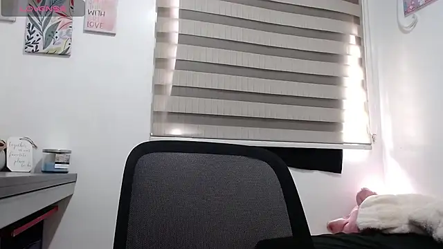 Snapshot of samanta-rosee chatting on September 17, 3:03 pm samanta-rosee online show from September 17, 3:03 pm