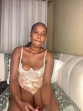 Snapshot of TinaFavourite chatting on September 13, 12:54 am TinaFavourite online show from September 13, 12:54 am