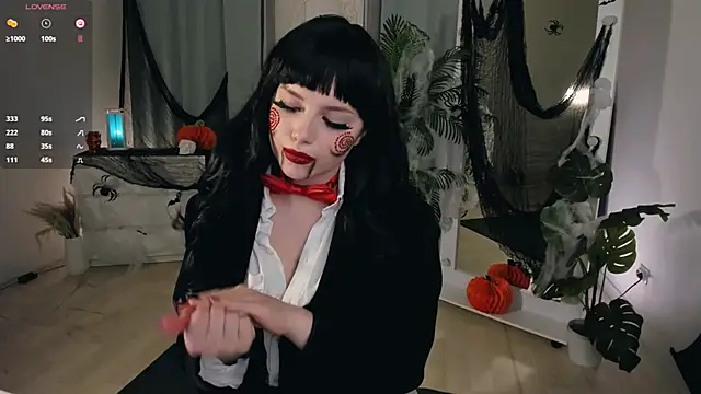 Snapshot of GabiMeshuggah chatting on October 30, 8:42 pm GabiMeshuggah online show from October 30, 8:42 pm